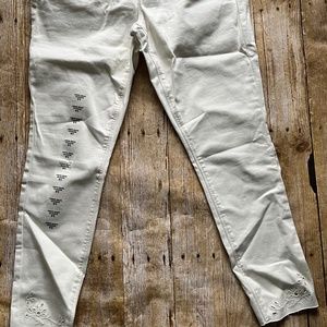 Old Navy winter white size 14 jean